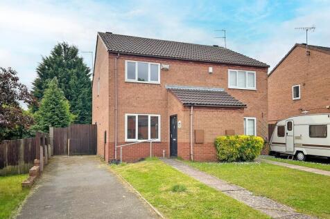 2 bedroom semi-detached house for sale