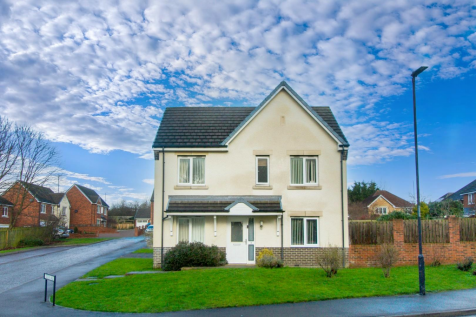 Queens Vale, Wallsend 3 bed detached house for sale