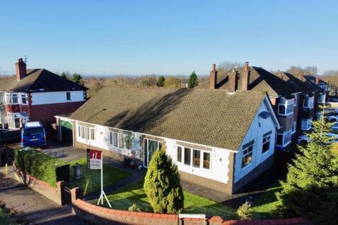 3 bedroom detached bungalow for sale