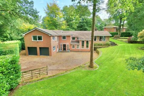 5 bedroom detached house for sale