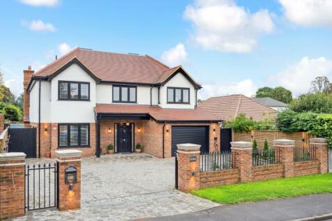 5 bedroom detached house for sale