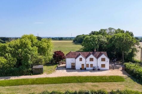 Oldfields Lane, Earthcott Green... 3 bed detached house for sale