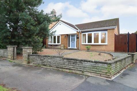 Hunter Road, Elloughton 2 bed detached bungalow for sale