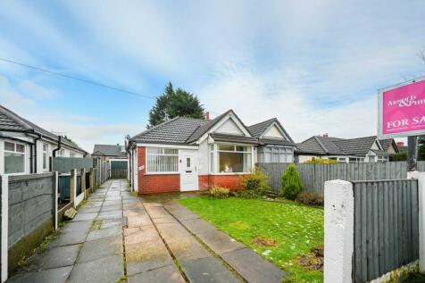 3 bedroom semi-detached bungalow for sale