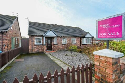 2 bedroom semi-detached bungalow for sale