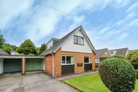 4 bedroom link detached house for sale