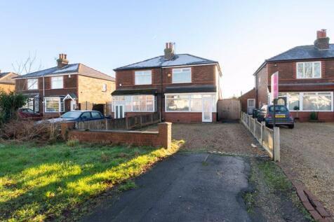 2 bedroom semi-detached house for sale