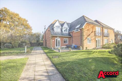 Junction Road, Romford, RM1 1 bed apartment for sale