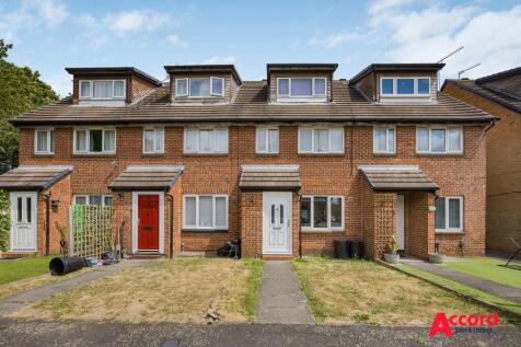1 bedroom maisonette for sale