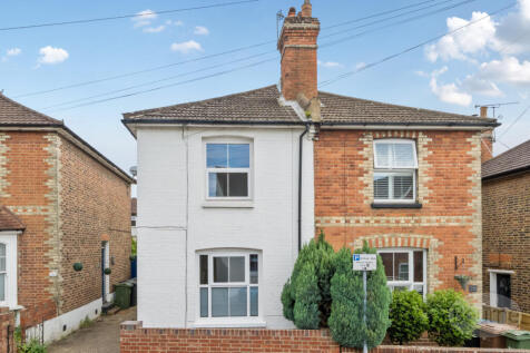 2 bedroom semi-detached house for sale