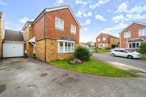 Munday Court, Bracknell RG42 3 bed link detached house for sale