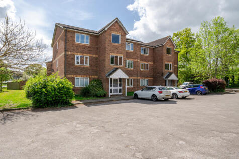 Simmonds Close, Berkshire RG42 1 bed apartment for sale