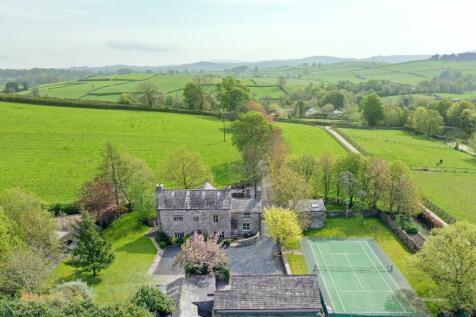 6 bedroom country house for sale