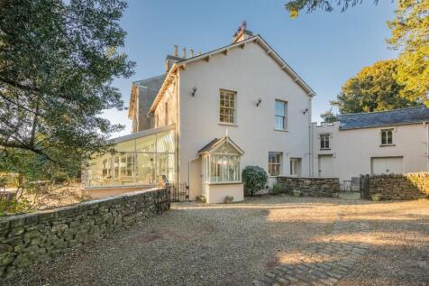 6 bedroom manor house for sale