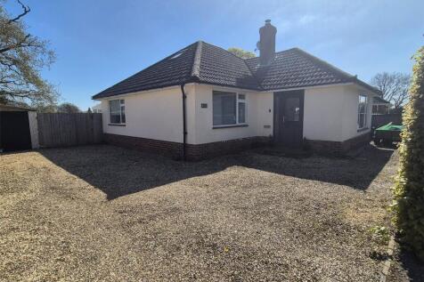 Mallard Close, Hordle, Lymington... 2 bed bungalow for sale