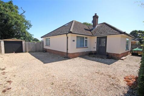 Mallard Close, Hordle, Lymington... 2 bed bungalow for sale
