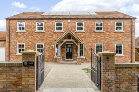 The Paddocks, Skegness PE24 5 bed detached house for sale