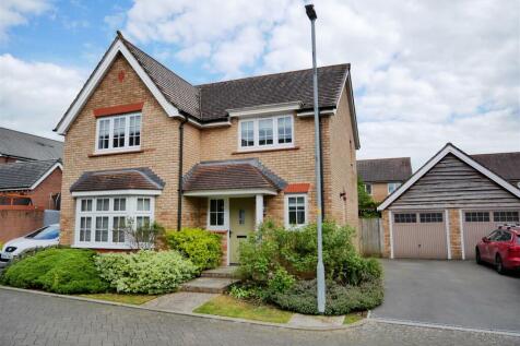 York Road, Calne 4 bed detached house for sale