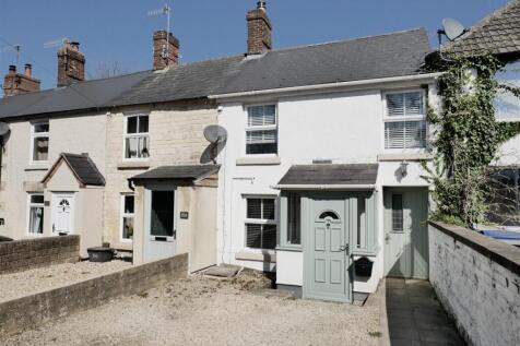 Quemerford, Calne 2 bed terraced house for sale