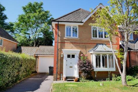Ebor Gardens, Quemerford 4 bed detached house for sale