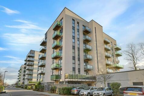 Academy Way, Dagenham, Essex 2 bed apartment for sale