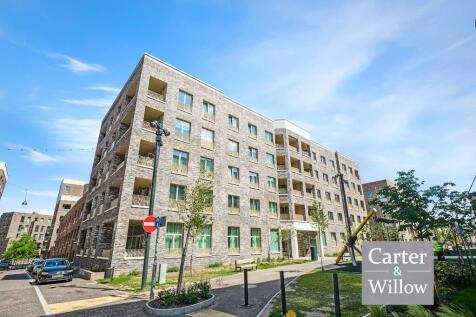 Woolcott Apartments, 15 Frogley Park... 1 bed apartment for sale