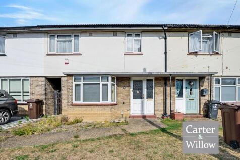 Calverley Crescent, Dagenham, Essex 3 bed terraced house for sale