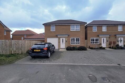 Dickens Drive, Darlington, Durham, DL2 4 bed detached house for sale