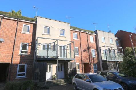 Tadros Court, High Wycombe 4 bed townhouse for sale