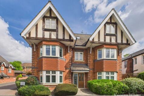 Templeside Gardens, High Wycombe 1 bed apartment for sale