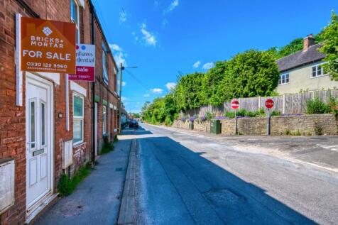 Mayfield Road, Ashbourne DE6 2 bed terraced house for sale