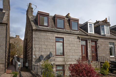 Roslin Terrace, Aberdeen 2 bed apartment for sale