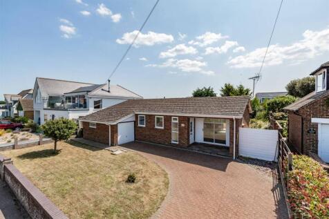 Marine Crescent, Tankerton, Whitstable 3 bed detached bungalow for sale