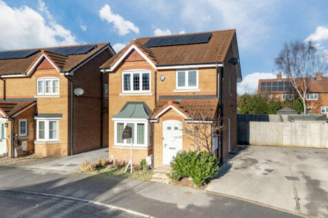 The Oval, 3 bed detached house for sale