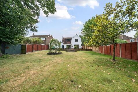 Prospect Avenue, Farnborough... 5 bed detached house for sale