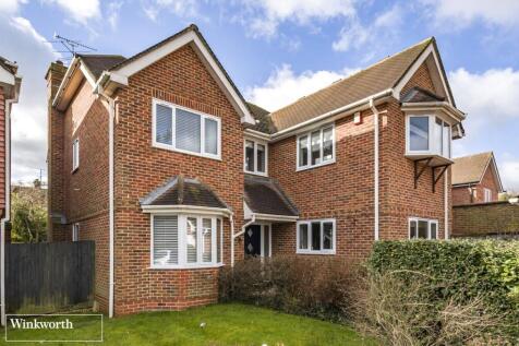 Viables Lane, Basingstoke, Hampshire... 6 bed detached house for sale