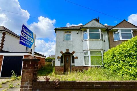 3 bedroom semi-detached house for sale