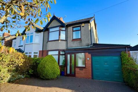 3 bedroom semi-detached house for sale