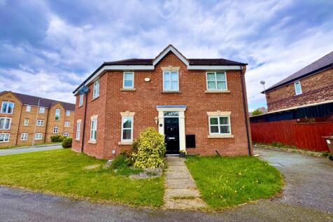 Lowther Crescent, St Helens 3 bed semi