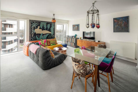 3 bedroom apartment for sale