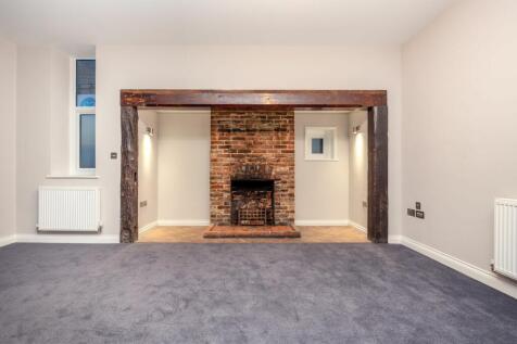 Queens Street, Horsham, RH13 2 bed apartment for sale