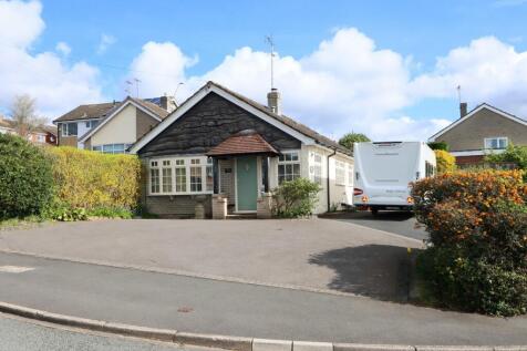 Ferndale Crescent, Kidderminster, DY11 2 bed detached bungalow for sale