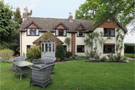 Mustow Green, Kidderminster, DY10 5 bed detached house for sale