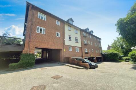 Alexandra Road, Hemel Hempstead HP2 1 bed flat for sale