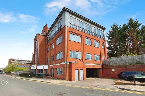 Wolsey Road, Hemel Hempstead HP2 1 bed flat for sale
