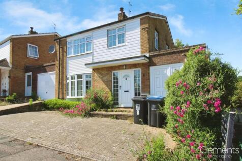 Uranus Road, Hemel Hempstead HP2 5 bed detached house for sale