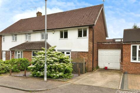 Polehanger Lane, Hemel Hempstead HP1 3 bed semi