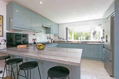 Maidenhead SL6 4 bed detached house for sale