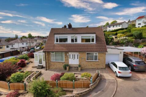 Henley Crescent, Rawdon, Leeds, West... 4 bed bungalow for sale