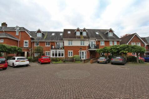 Brookley Road, Brockenhurst... 2 bed apartment for sale